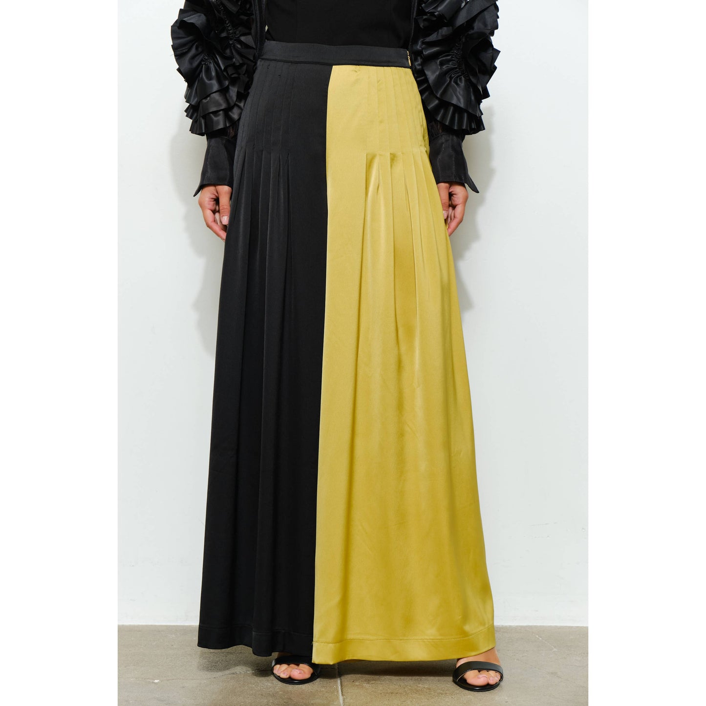 Split Decision Color-Block Pants